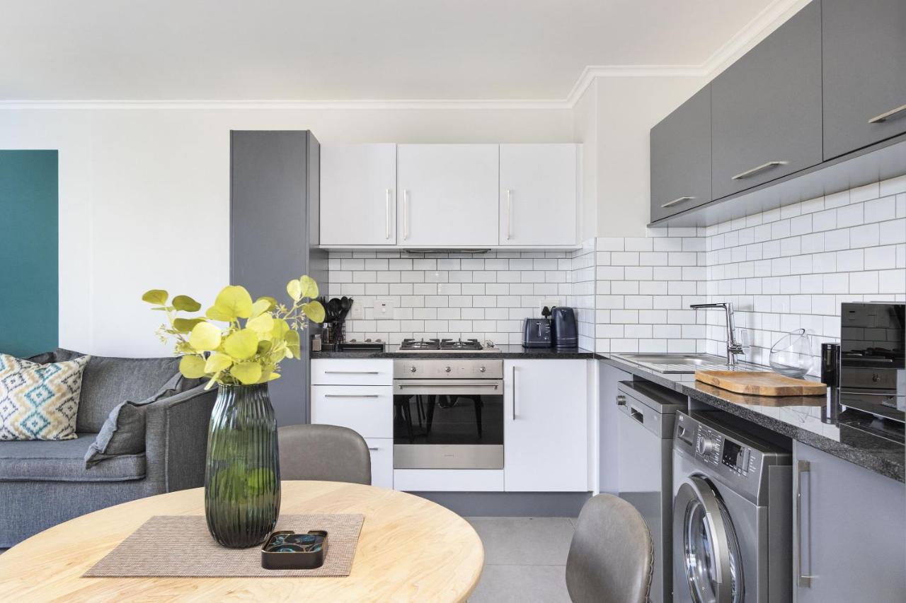 The Terraces 330 - 4