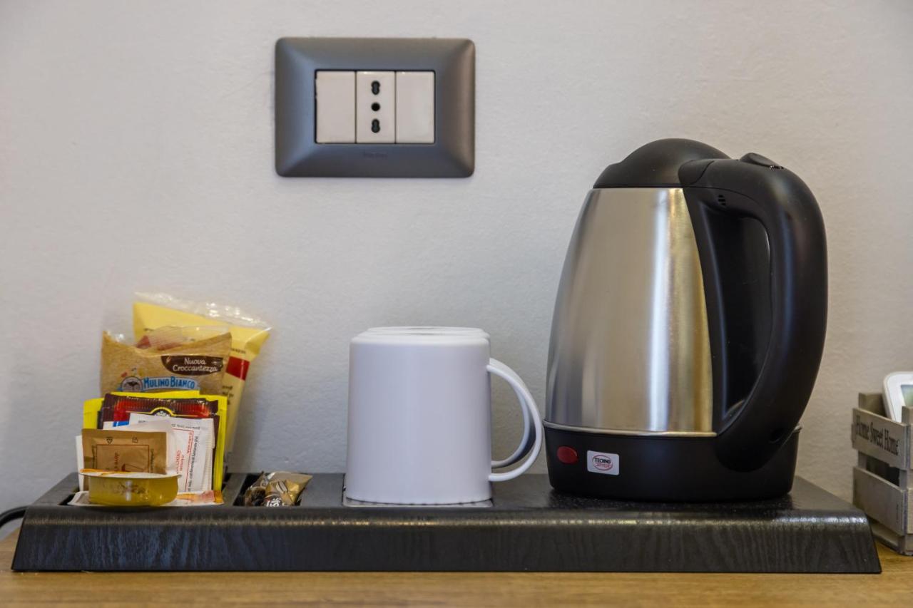 Hotel Bella Napoli - 4