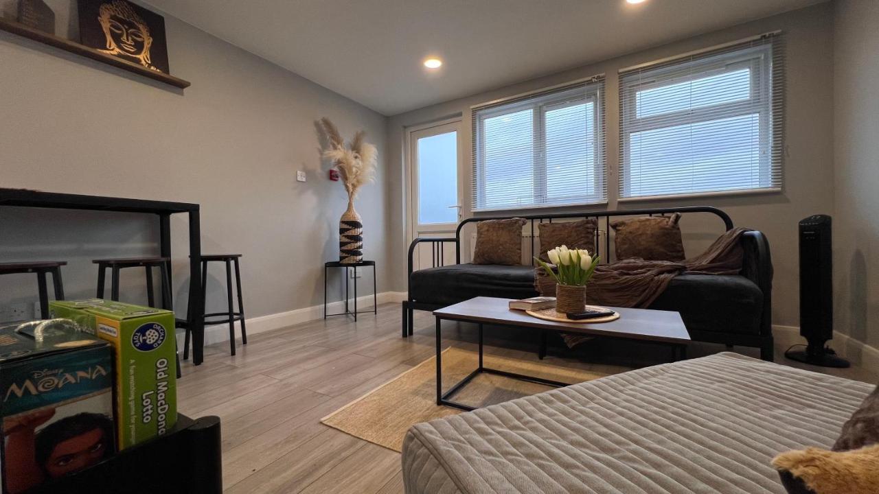 Modern Apartment in Kings Cross - 2