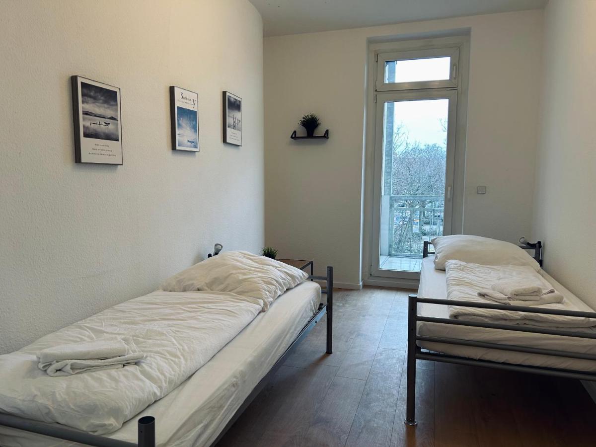 Geräumige Wohnung I 6 Betten I Balkon & Stellplatz