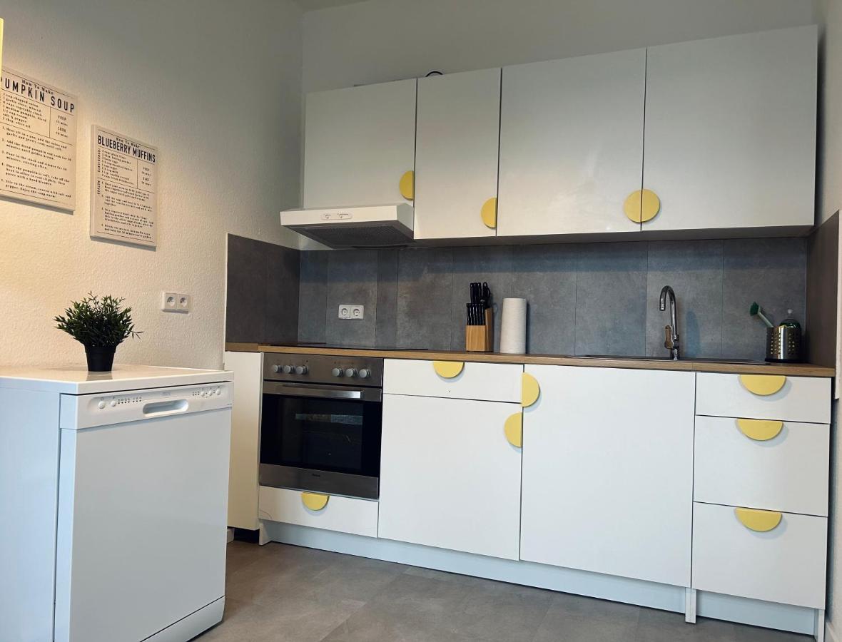 Geräumige Wohnung I 6 Betten I Balkon & Stellplatz