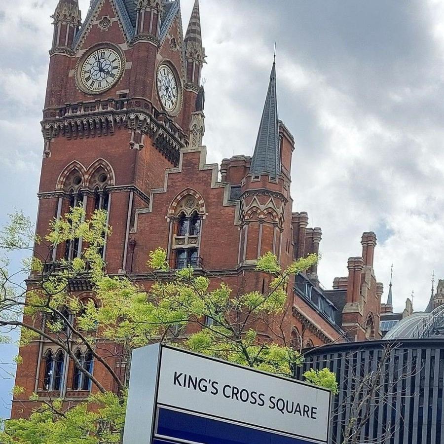 2-Bed Apartment Sleeps 7 with Wi-Fi - 5