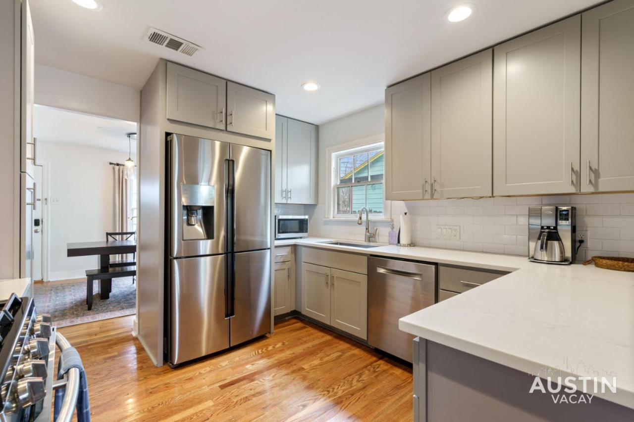 Elegant Escape Gourmet Kitchen and Outdoor Living - 2