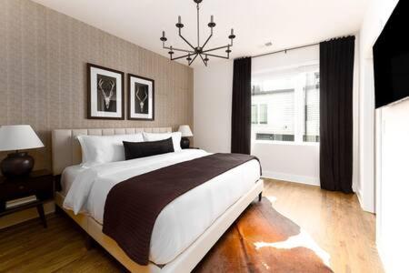 The Willow - Rooftop Lounge with Skyline Views - 5