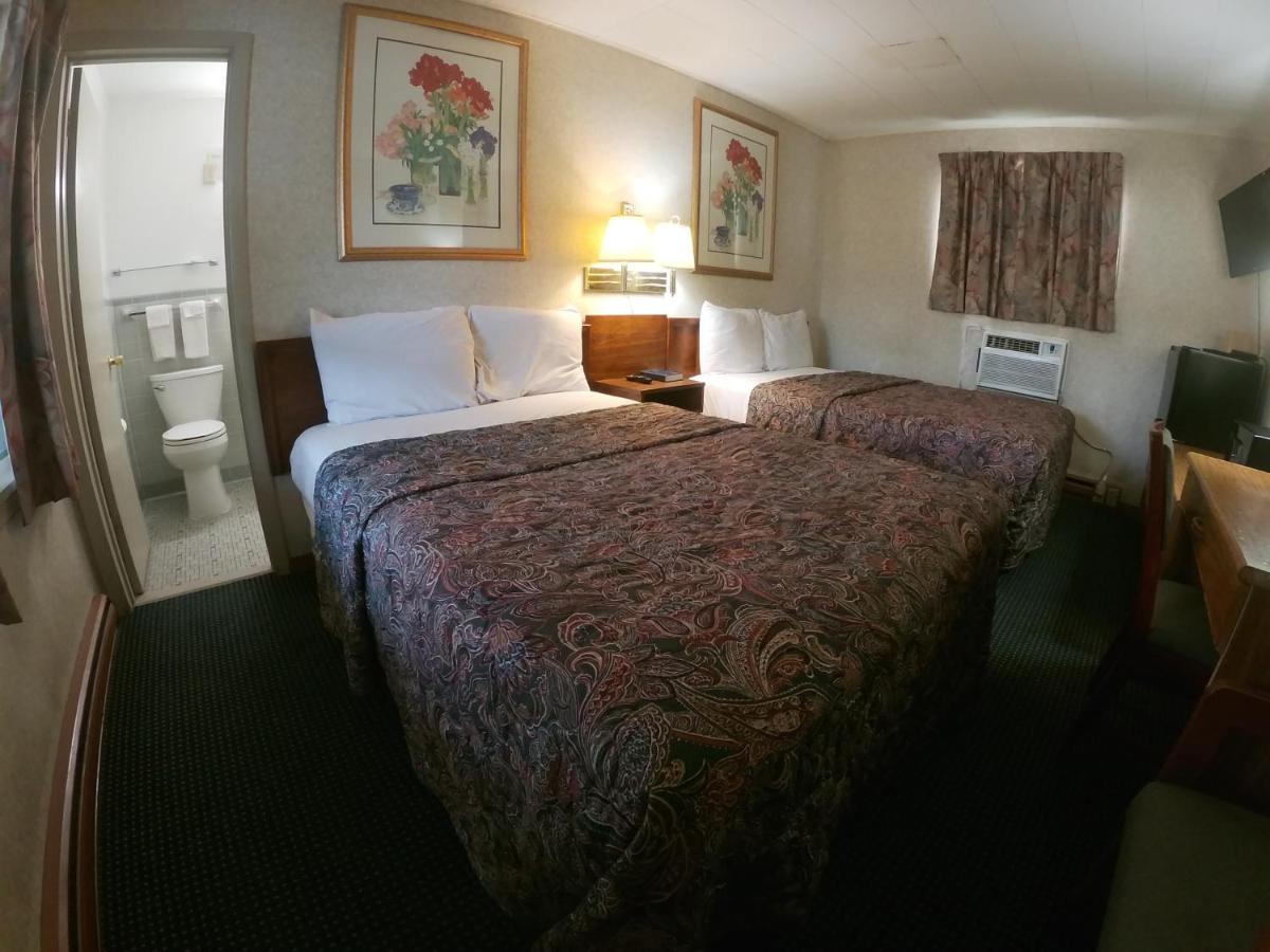 BUDGET INN — photo 9