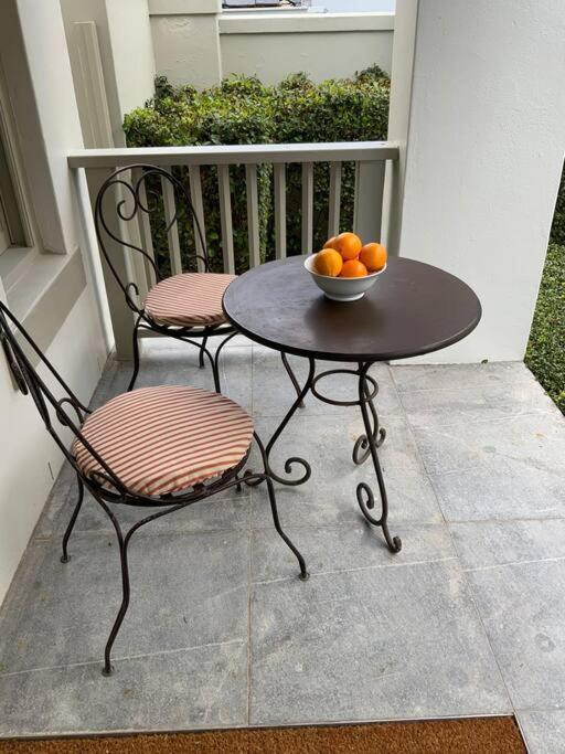 The Alphen Cottage - 4