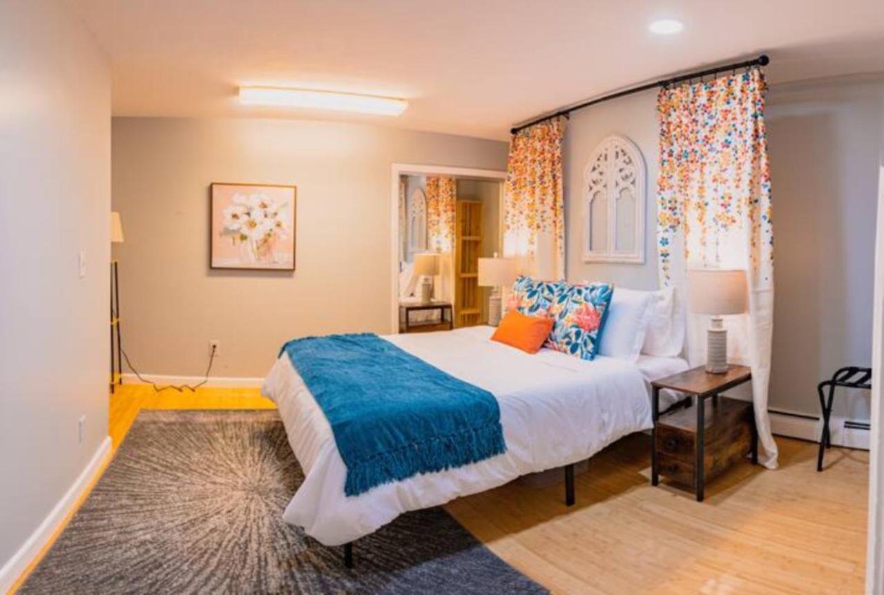 New Beautiful Apartment In Bayonne New Jersey NJ near Subway Path Train Manhattan New York NYC - 2