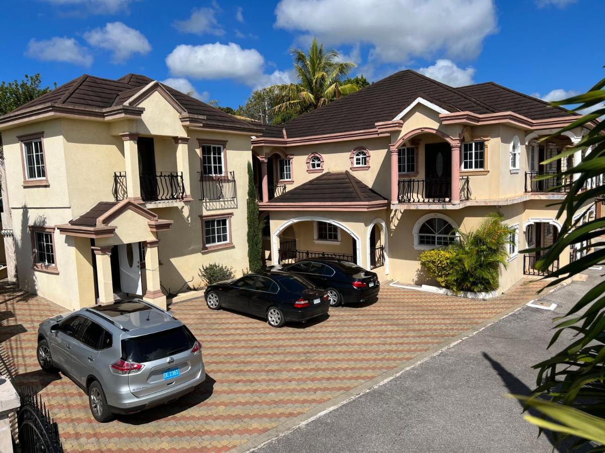 Chambers resident suite