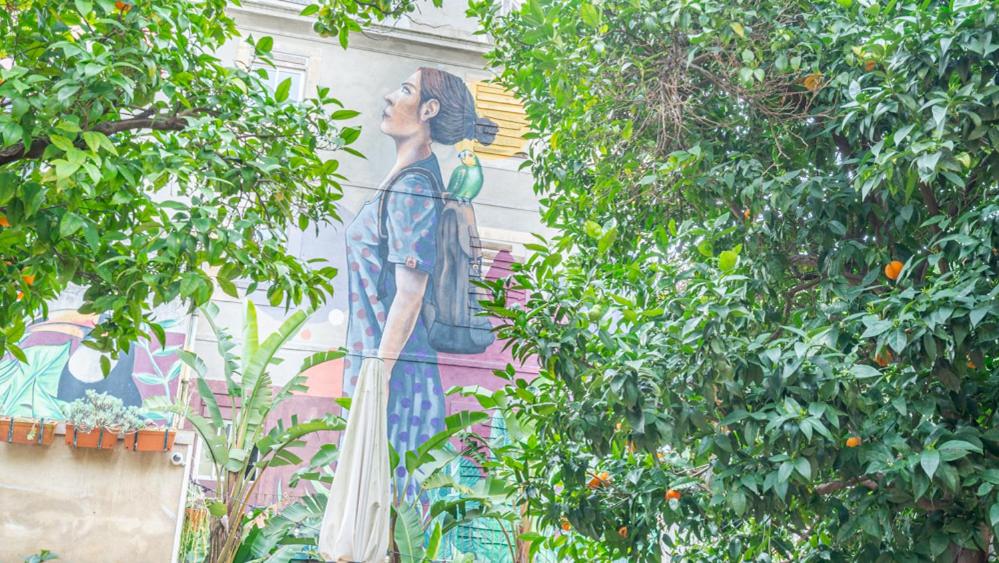 The Indy House by LovelyStay - 4