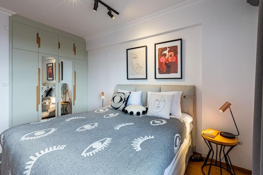 Location, Location, Location!BY LIFT! - 2