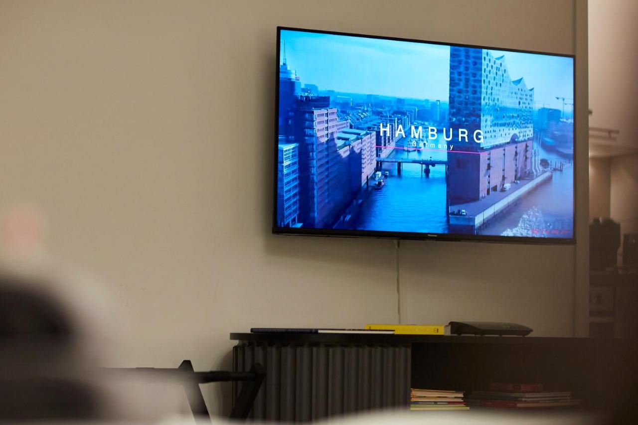 R B Apartment am Airport Hamburg - 1-4 Personen - Küche - Smart TV - Waschtrockner - kostenloser Parkplatz - perfekt für Geschäftsreisende und Familien