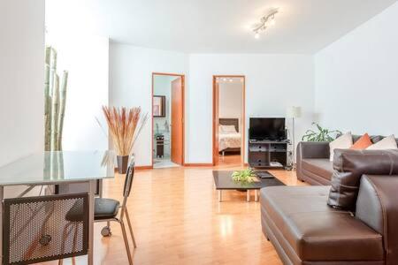 Upscale Polanco, 24 7 Security, Walk to Shopping! - 5