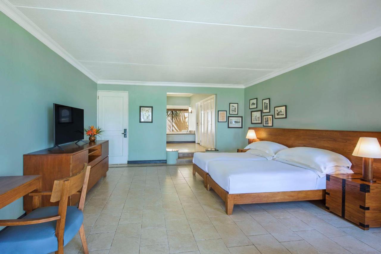 Outrigger Mauritius Beach Resort - 3