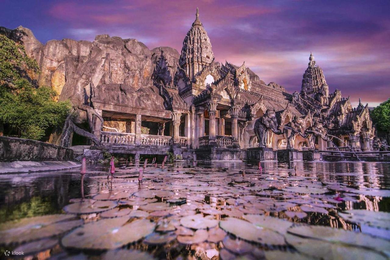 Tropics Kamala Hill View Apartment CTG D709, near Beach and Fantasea - 5