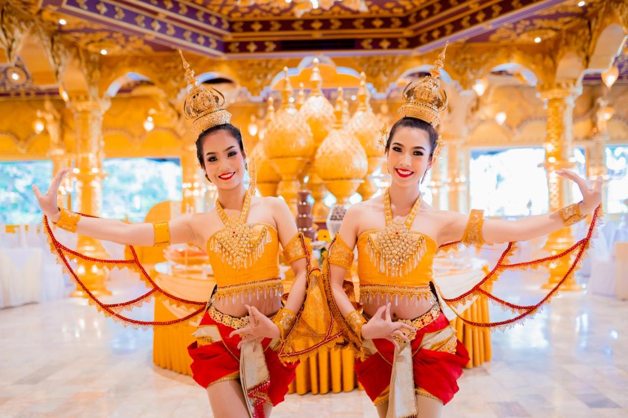 Tropics Kamala Hill View Apartment CTG D709, near Beach and Fantasea - 3