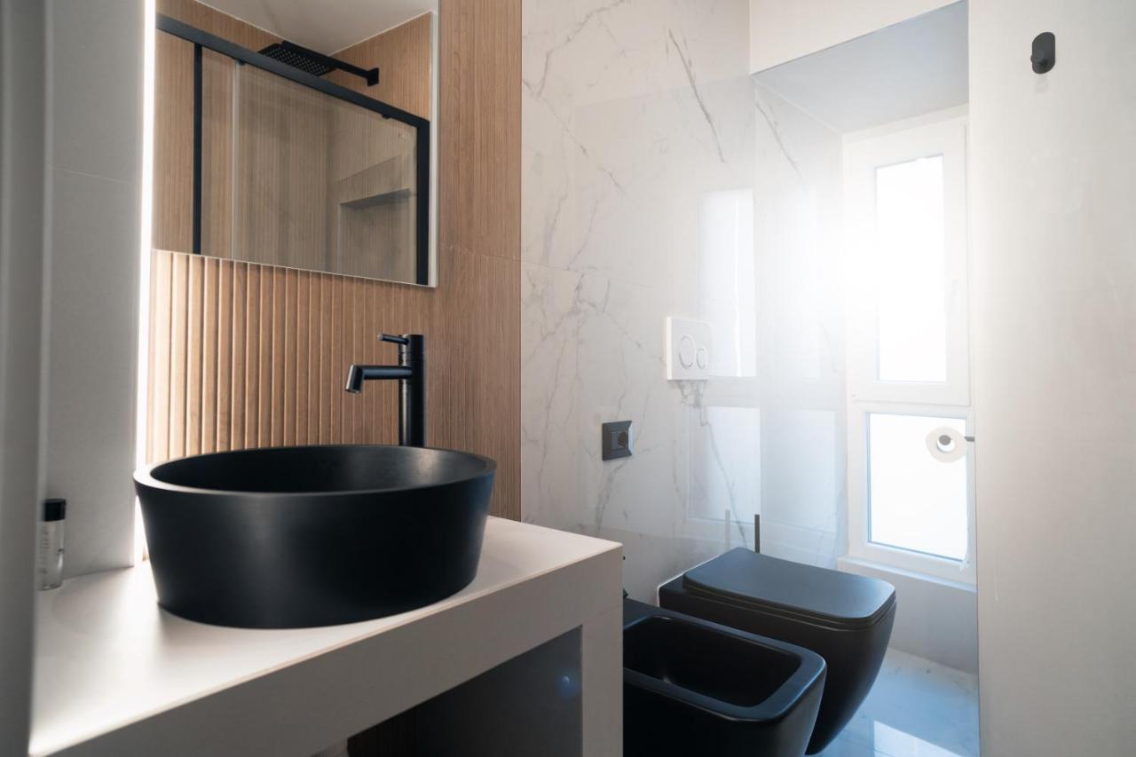 Victorian House, Rome Center - 3