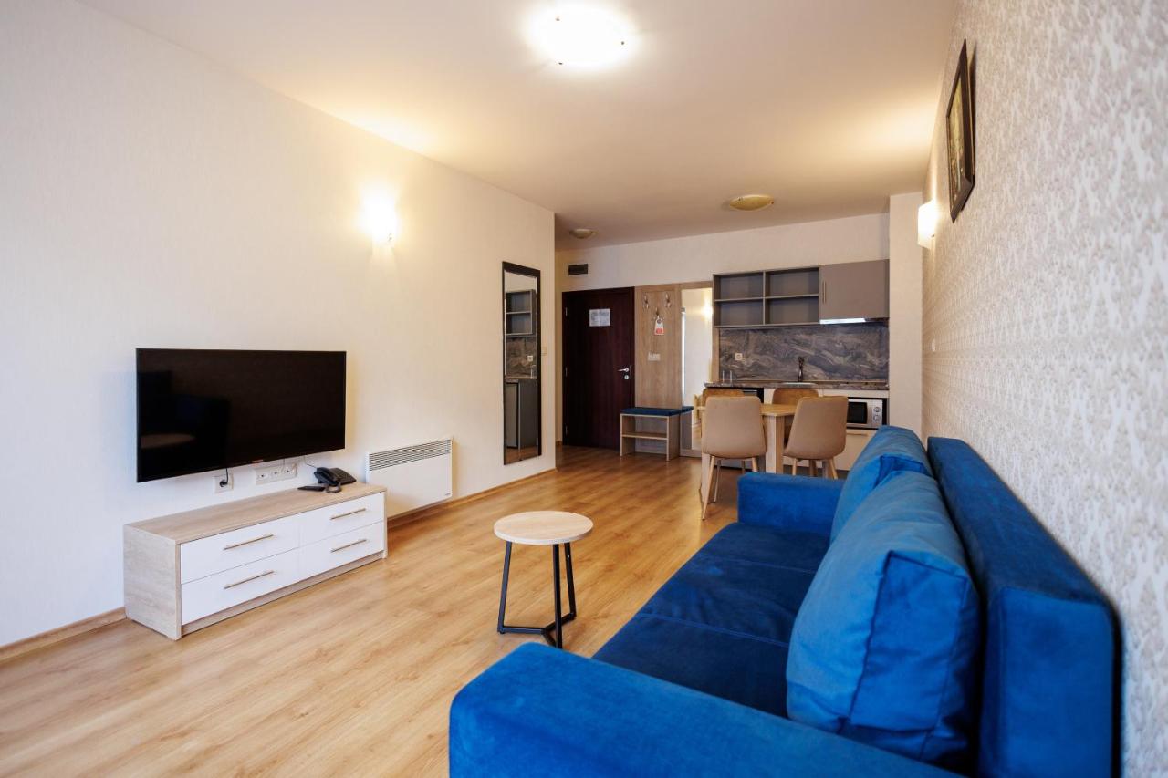 Green Wood Resort Apartments photo