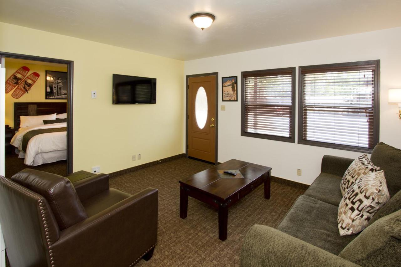 Holiday Haus — photo 15