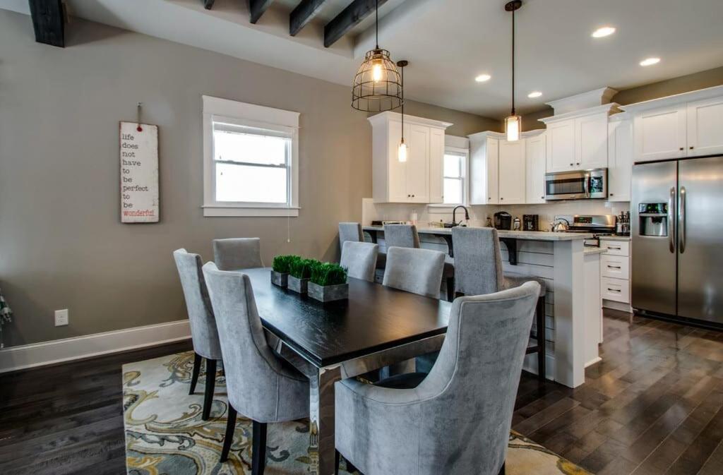 1-Story Family Home with Fenced Yard, Grill, Parking, Sleeps 10, 5 Mins to Five Points & Nissan Stadium, Smart TVs, Pet-Friendly Yard, Patio for BBQs, Ideal Nashville Getaway for Families, 24 Hr Hospitality - 3