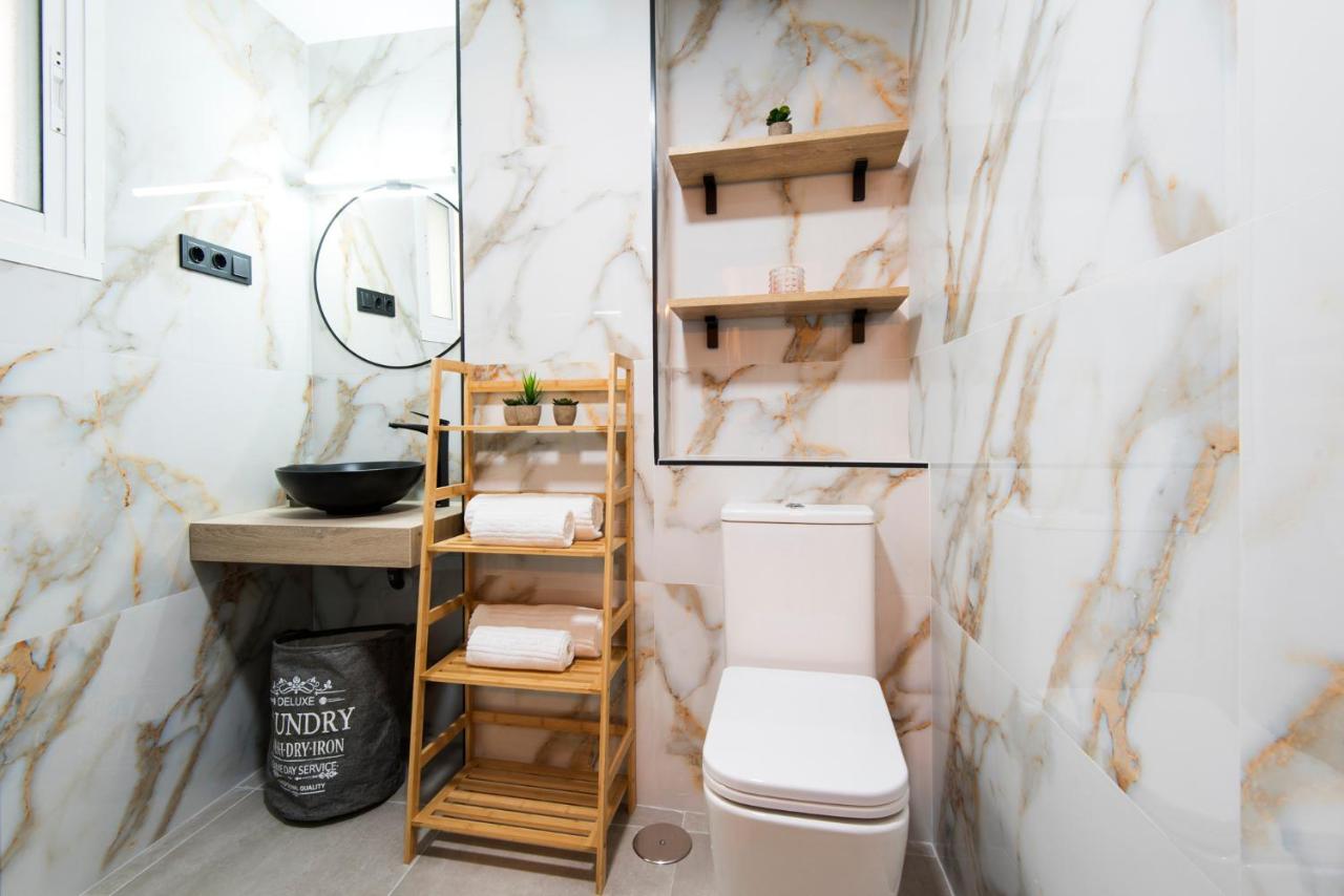 Victoria Square 2, Center Apartment - 3