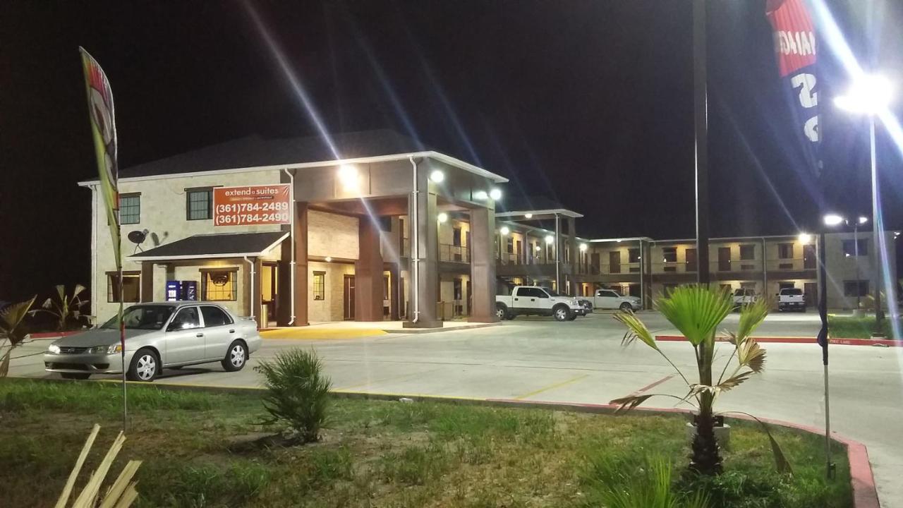 Lux Inn & Suites — photo 5
