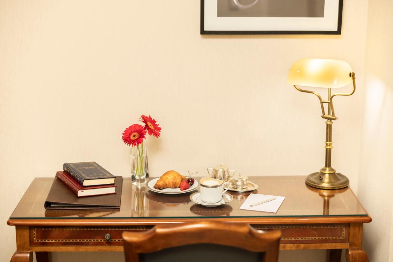 Melia Recoleta Plaza Hotel photo