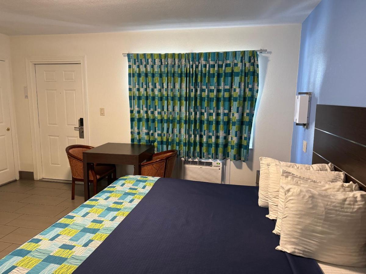 American Inn Punta Gorda — photo 18