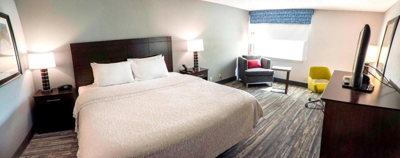 Country Hearth Inn & Suites Kinston — photo 2
