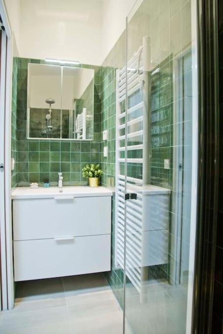 Constance - Heritage Suite Saint-Germain Courtyard Hideaway - 3