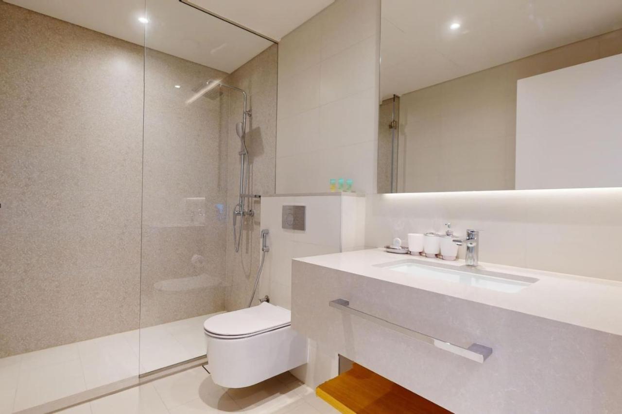 Vacationer Holiday Homes I Spacious One Bedroom I La Vie JBR - 3