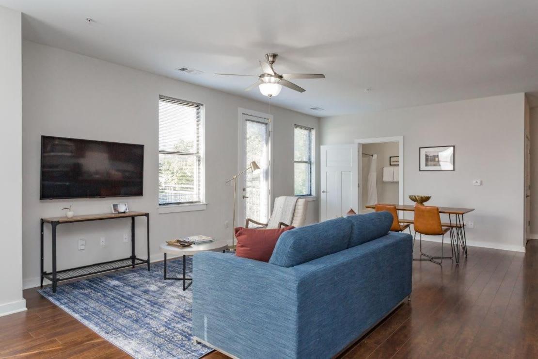 CozySuites TWO Astonishing Music Row Condos with parking - 3