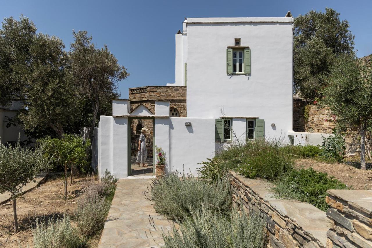 Tzitzikey House Tinos