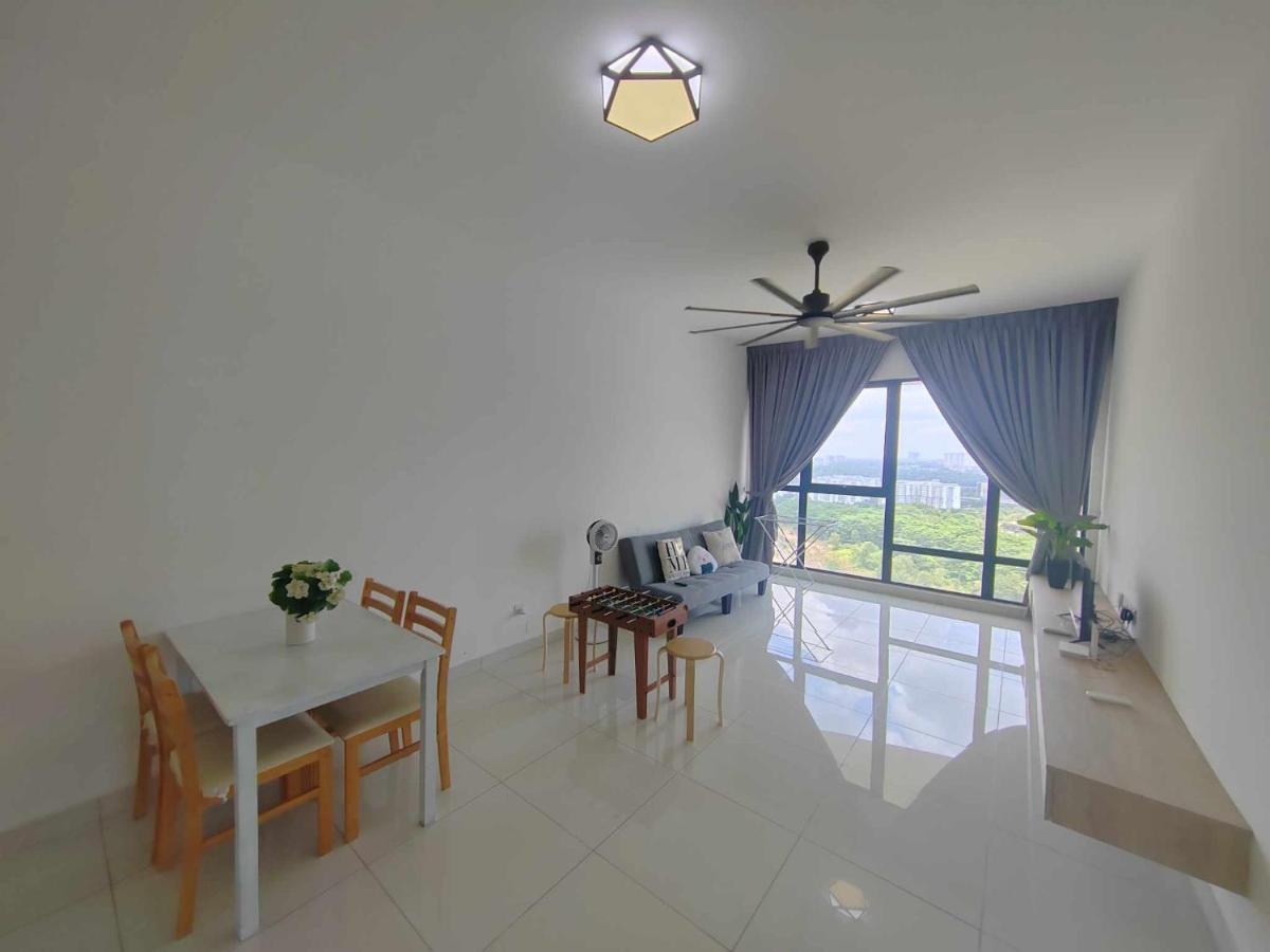 Mid Valley Southkey Mall - 24-7 Support - Netflix - Infinity Pool - 5