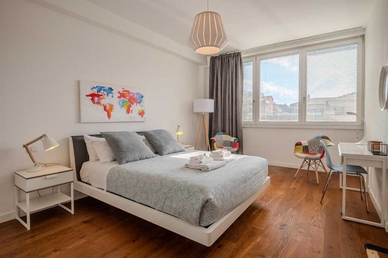 Elisa Apartment Sistine Chapel