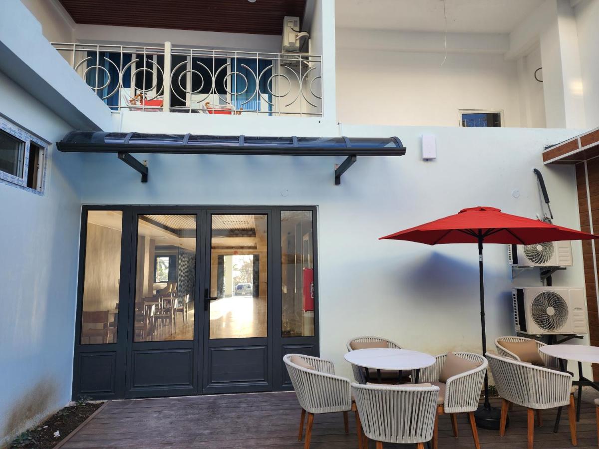 Hotel 39 Jamaica - 2