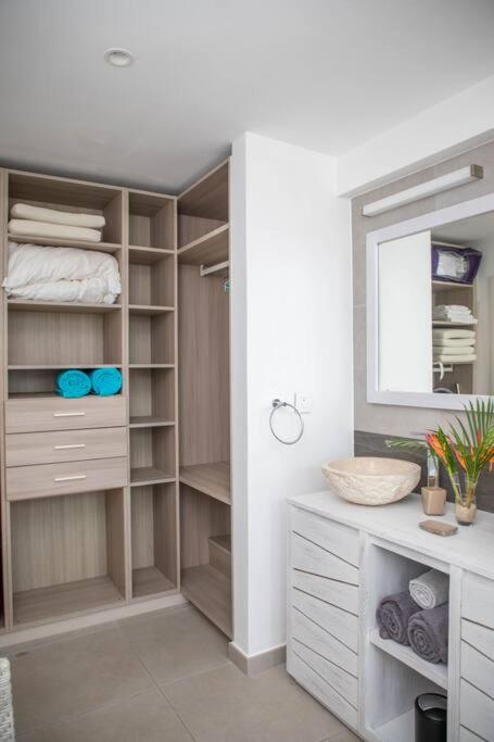 Entire Appartment - Pereybere, Grand Baie - 2