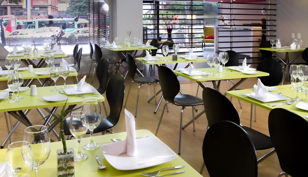 Hotel Silver Javeriana By Hospedium Bogota - 3