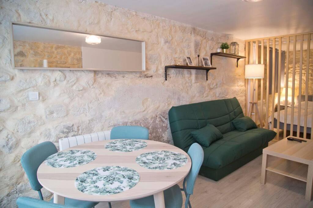 Isaure - Stylish Studio Sorbonne District - 4