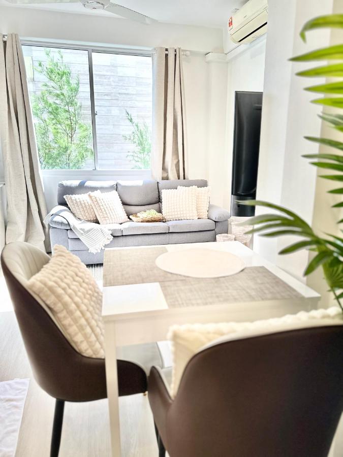 Lazzlla beachside studio apartments - 5