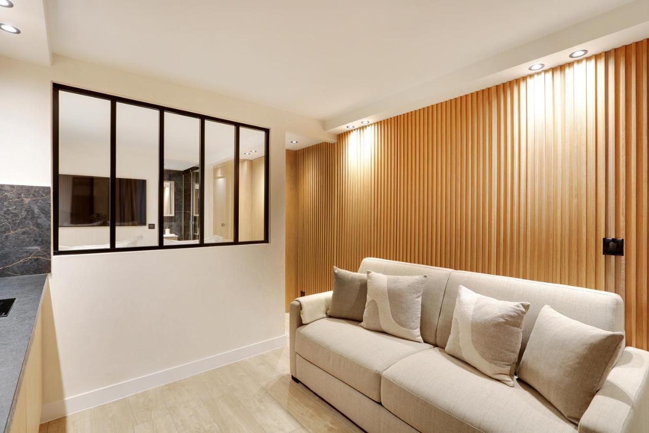 Pick A Flat's Apartment in Odeon - Rue Saint André des Arts