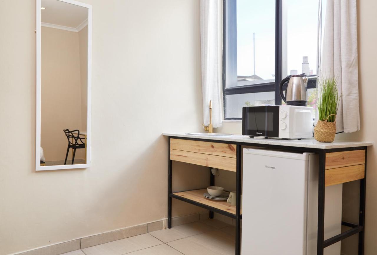 City Club On York - 5