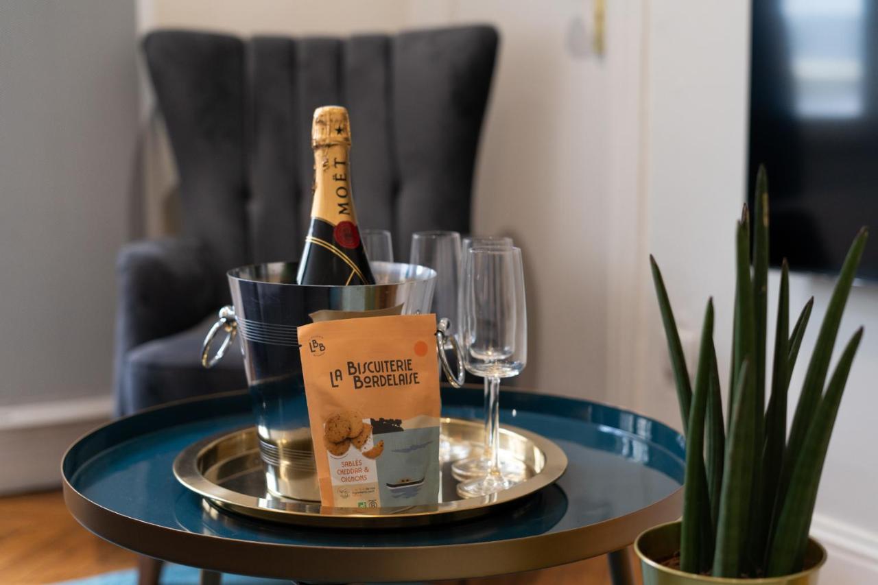 Madeleine's Top Rated 8 Traveller City Center Bordeaux Appartments - 2