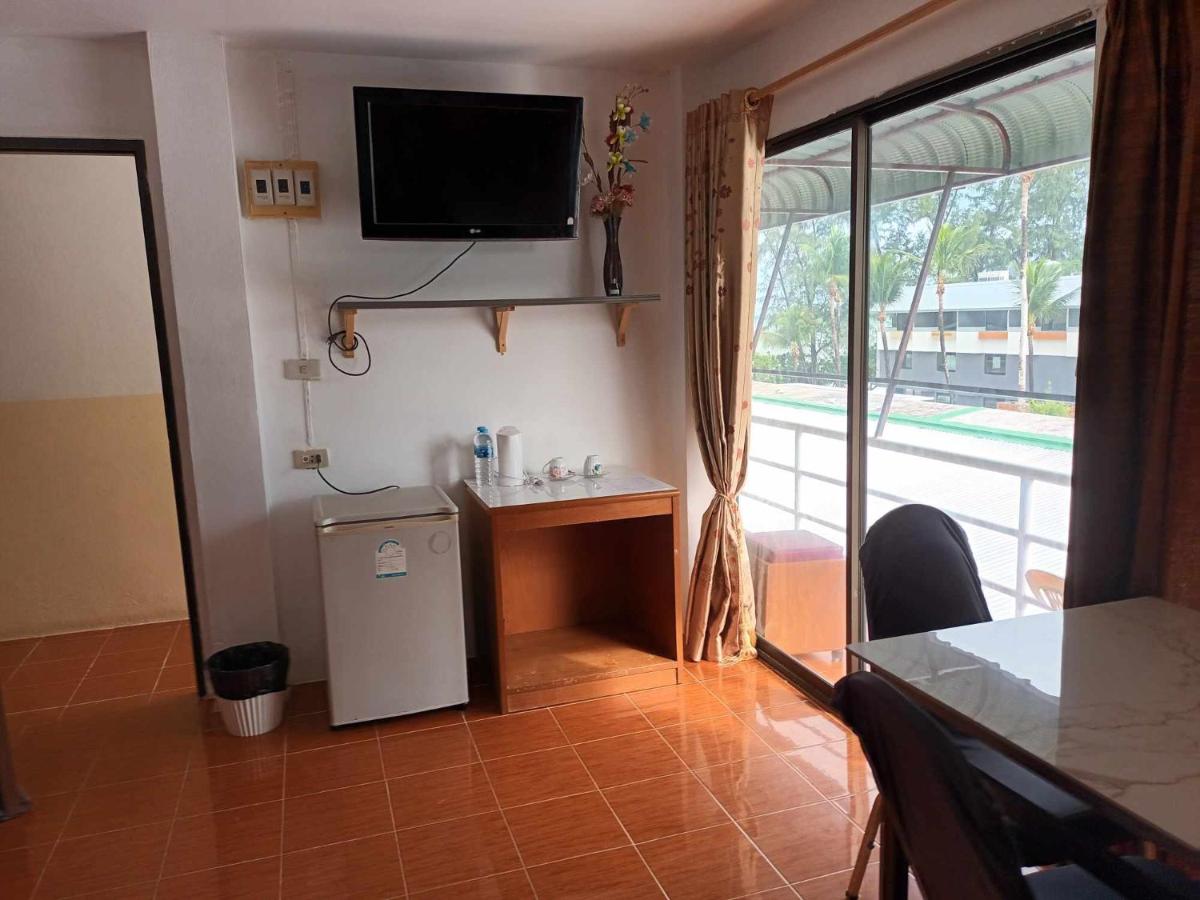 Patong Rose Guest House 50m to Beach - 4