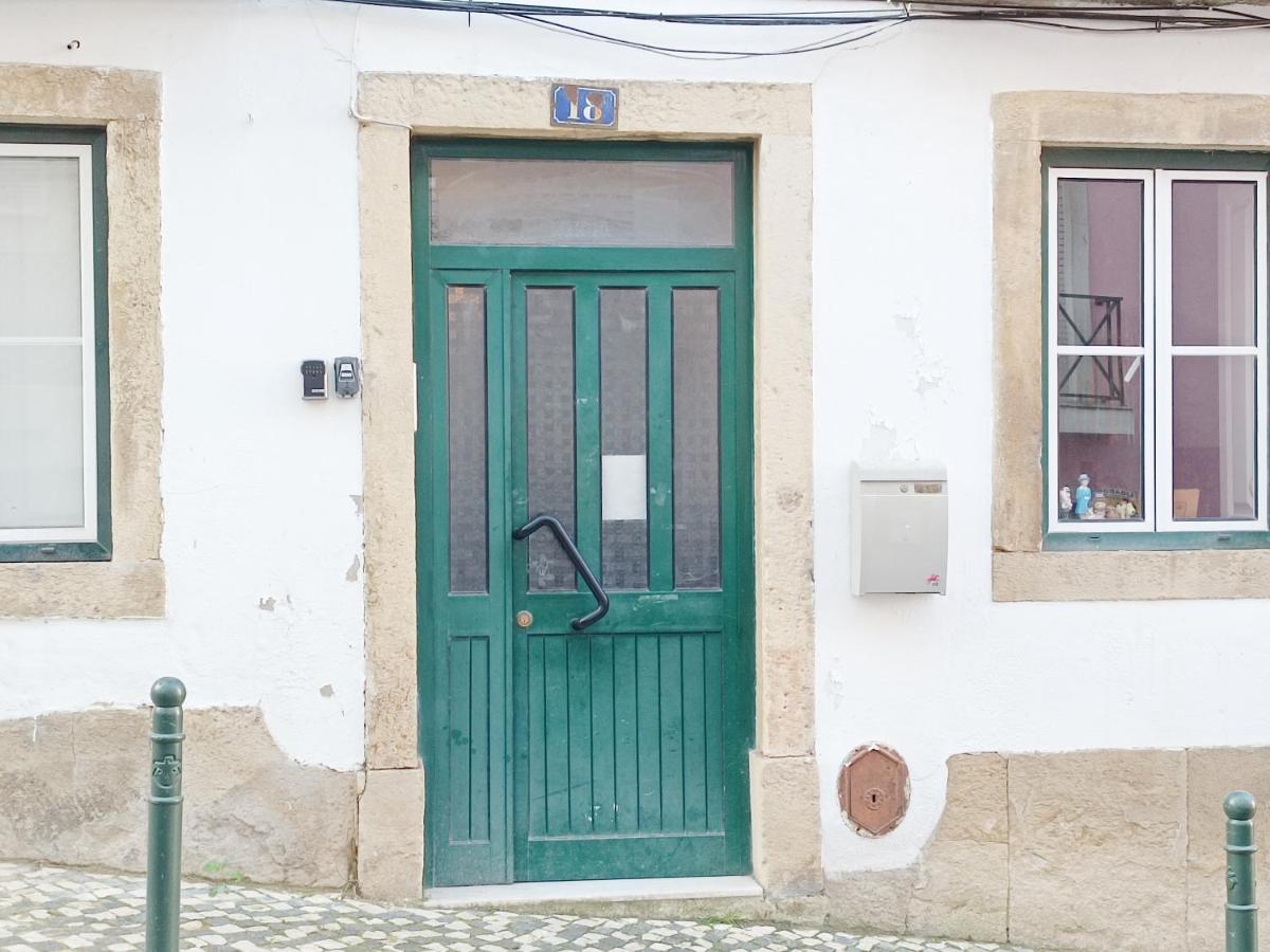 Lisbon Center Quiet Apartment-Lapa 2 bathroom - 5