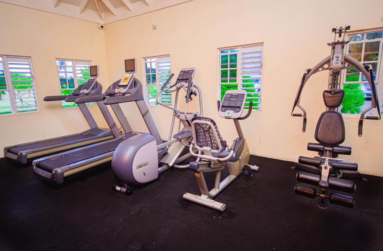 Villas in Draxhall, Pool, Gym, Tennis, Kids Playground - 5