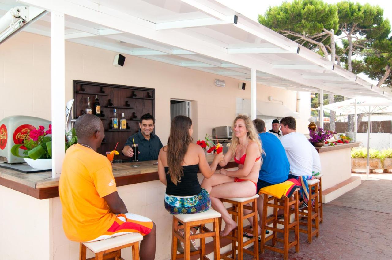 Guesthouse Hostal Montesol, Cala Ratjada, Spain - Booking.com
