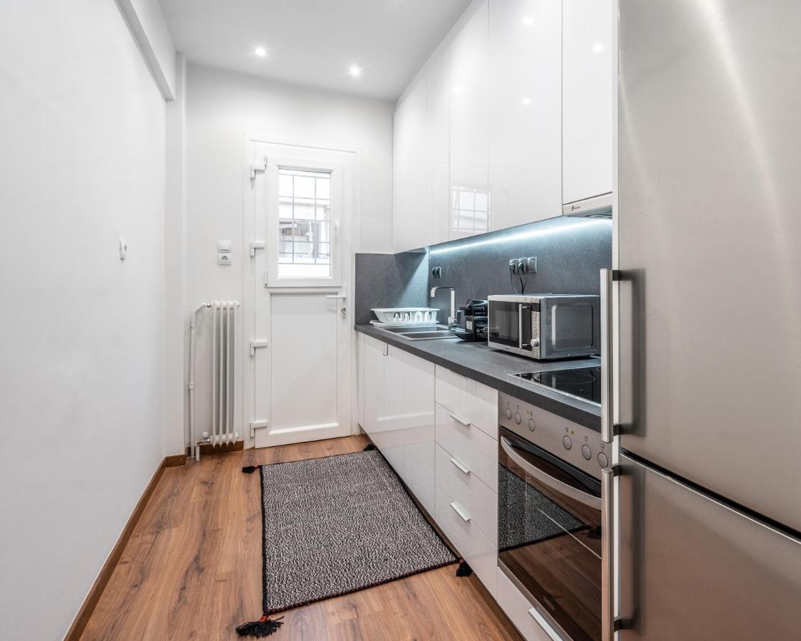 Modern Living - 2 bedroom & 2 bathroom - Greecing - 3