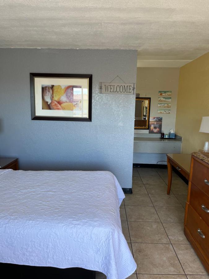 Budget Inn — photo 18