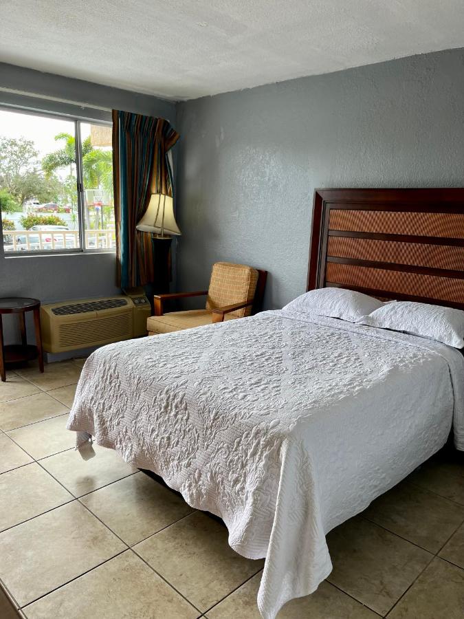Budget Inn — photo 15