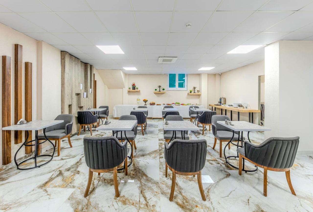 The Business Class Hotel - 5